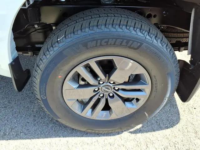 2026 Nissan Frontier Crew Cab SV 4x4