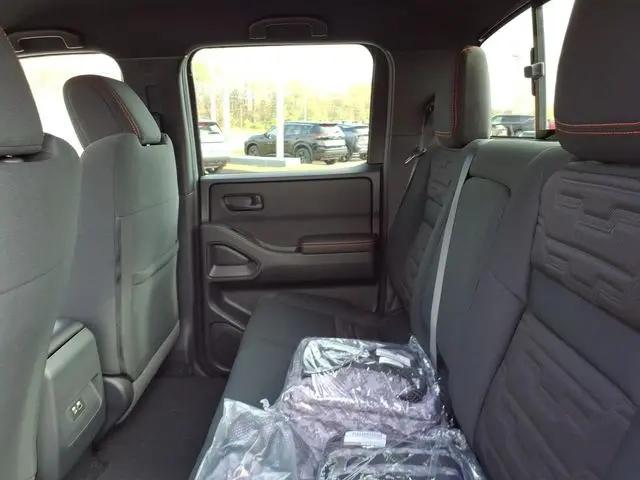 2026 Nissan Frontier Crew Cab PRO-4X 4x4