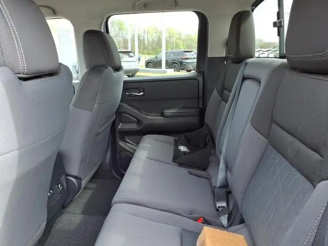 2026 Nissan Frontier Crew Cab SV 4x4