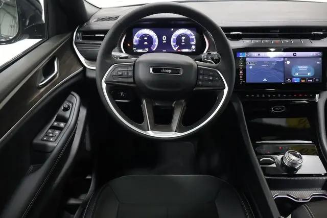 2026 Jeep Grand Cherokee L Altitude 4x4