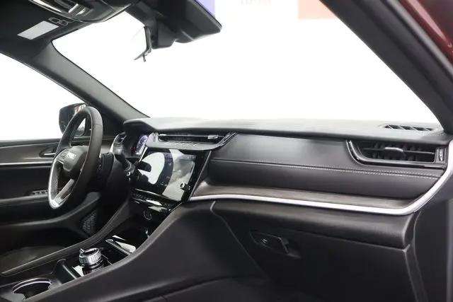 2026 Jeep Grand Cherokee L Altitude 4x4