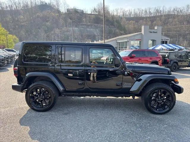 2025 Jeep Wrangler 4xe Sahara 4xe