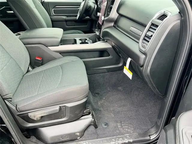 2026 Ram 3500 Big Horn Crew Cab 4x4 8' Box