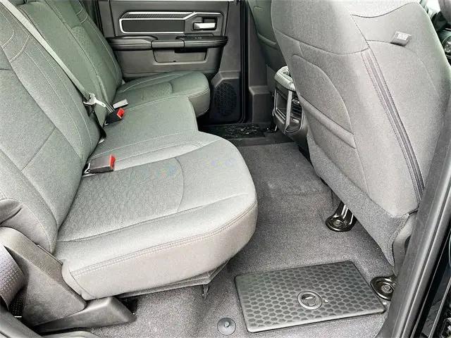 2026 Ram 3500 Big Horn Crew Cab 4x4 8' Box