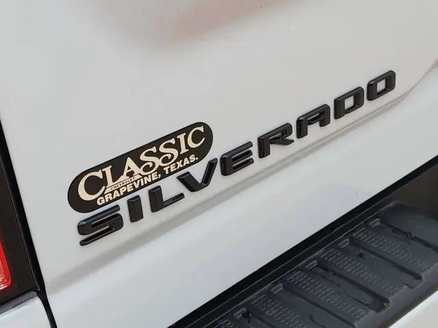 2026 Chevrolet Silverado 2500HD Crew Cab, Standard Bed, High Country, 4WD