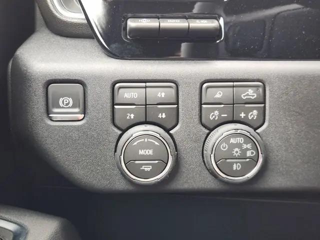 2026 Chevrolet Silverado 2500HD Crew Cab, Standard Bed, High Country, 4WD