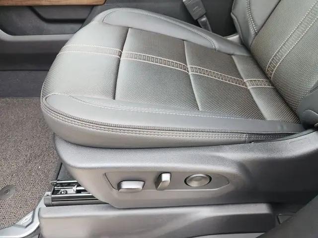 2026 Chevrolet Silverado 2500HD Crew Cab, Standard Bed, High Country, 4WD