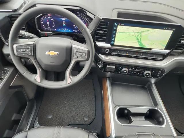 2026 Chevrolet Silverado 2500HD Crew Cab, Standard Bed, High Country, 4WD