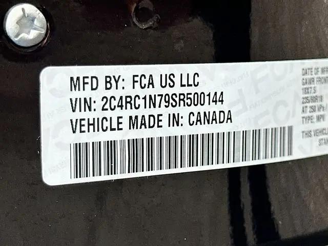 2025 Chrysler Pacifica Hybrid Pinnacle