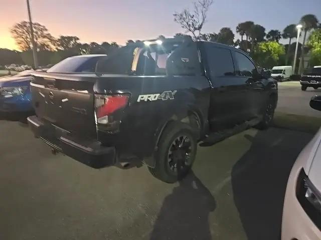 2020 Nissan Titan Crew Cab PRO-4X 4x4