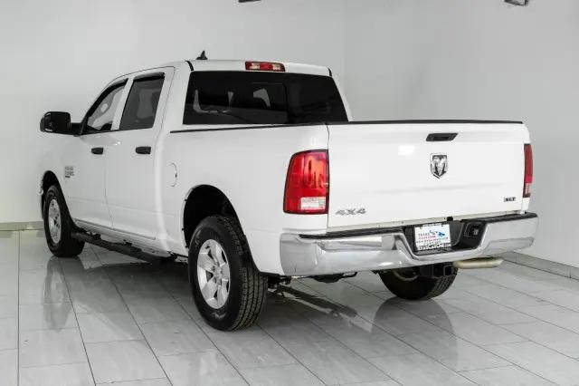 2023 Ram 1500 Classic SLT Crew Cab 4x4 5'7" Box