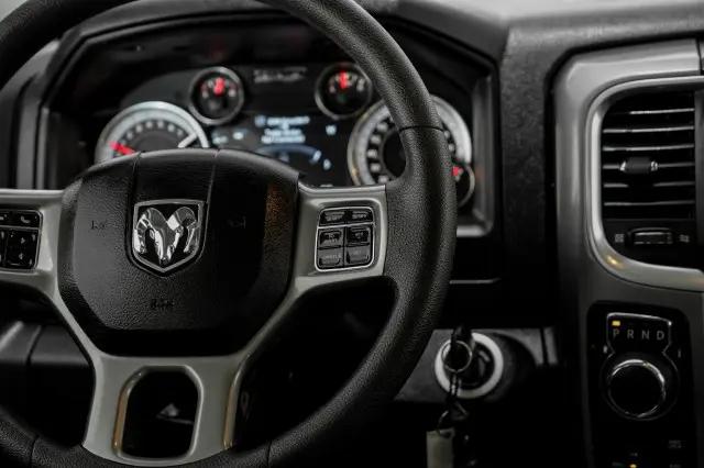 2023 Ram 1500 Classic SLT Crew Cab 4x4 5'7" Box