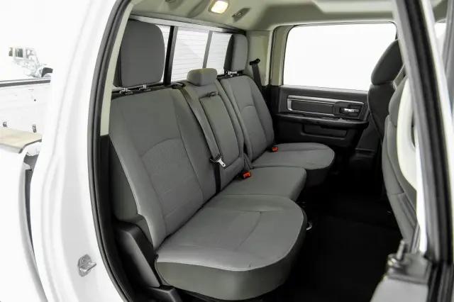2023 Ram 1500 Classic SLT Crew Cab 4x4 5'7" Box