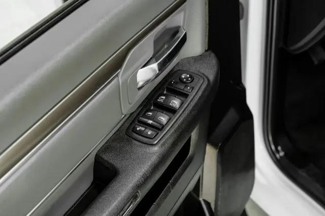 2023 Ram 1500 Classic SLT Crew Cab 4x4 5'7" Box