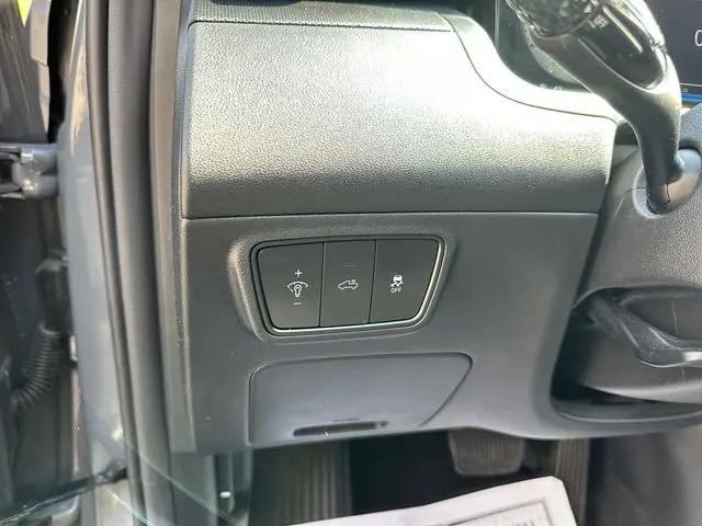 2023 Hyundai Santa Cruz SEL Premium
