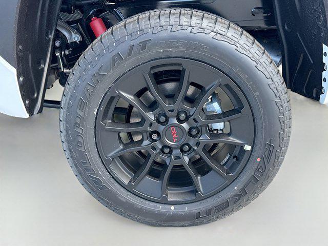 2026 Toyota Tundra SR5 CrewMax 5.5' Bed