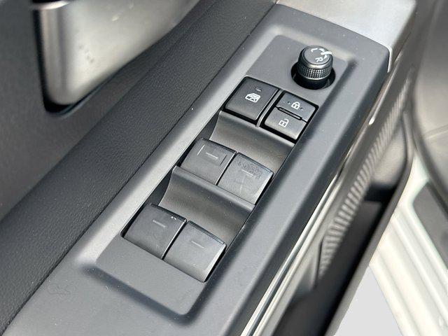 2026 Toyota Tundra SR5 CrewMax 5.5' Bed