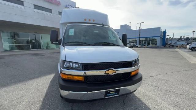 2025 Chevrolet Express Cutaway Work Van
