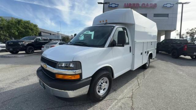 2025 Chevrolet Express Cutaway Work Van