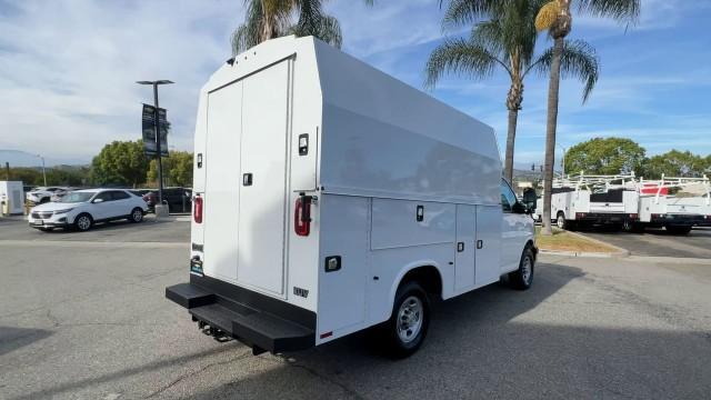 2025 Chevrolet Express Cutaway Work Van