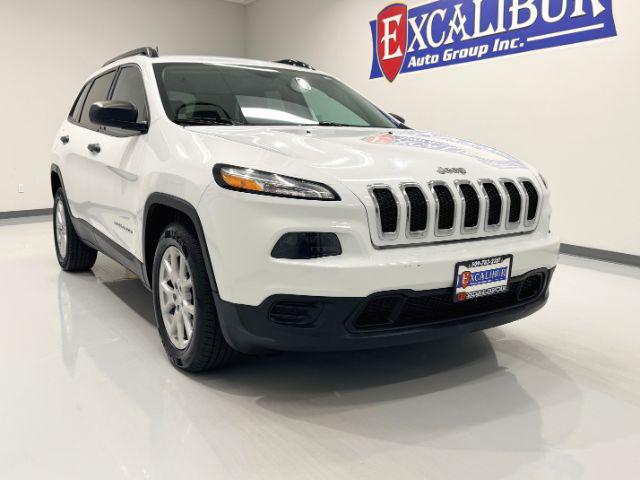 2016 Jeep Cherokee Sport
