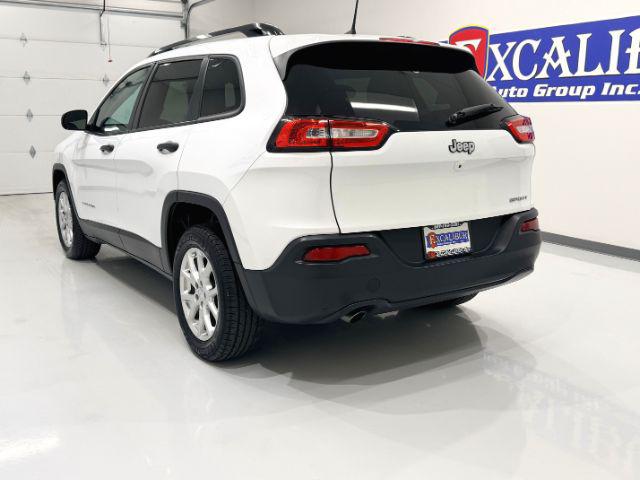 2016 Jeep Cherokee Sport