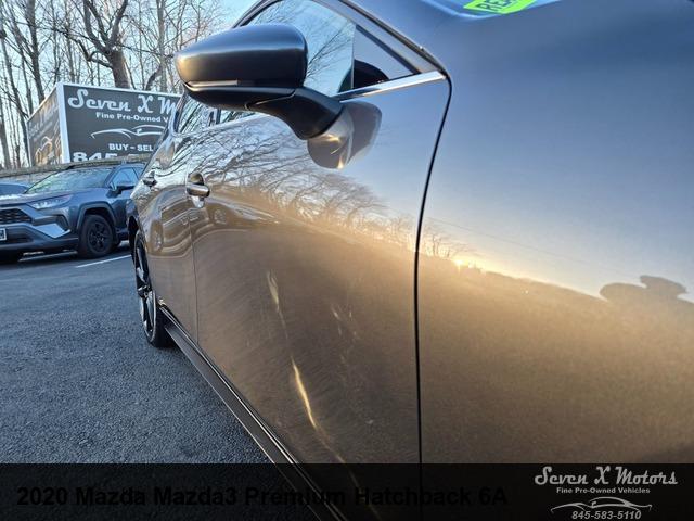 2020 Mazda Mazda3 Premium Package