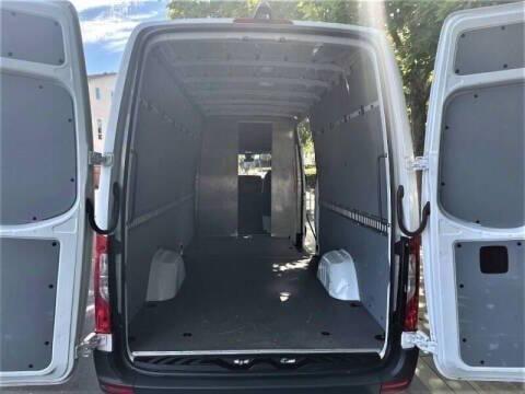 2021 Freightliner Sprinter High Roof I4 Diesel