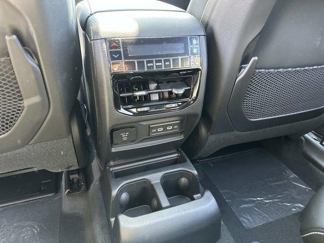 2026 Jeep Grand Cherokee L Limited 4x4