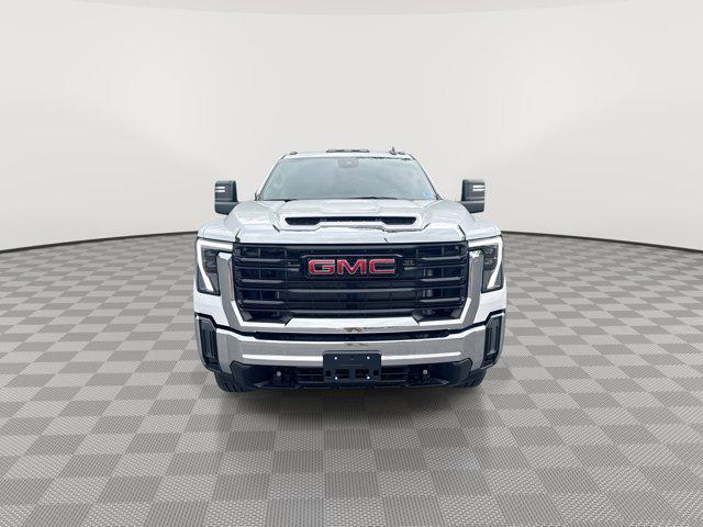 2026 GMC Sierra 3500HD Crew Cab, Long Bed, Pro Dual Rear Wheel, 4WD