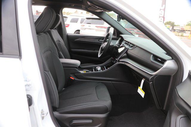 2026 Jeep Grand Cherokee Altitude 4x4
