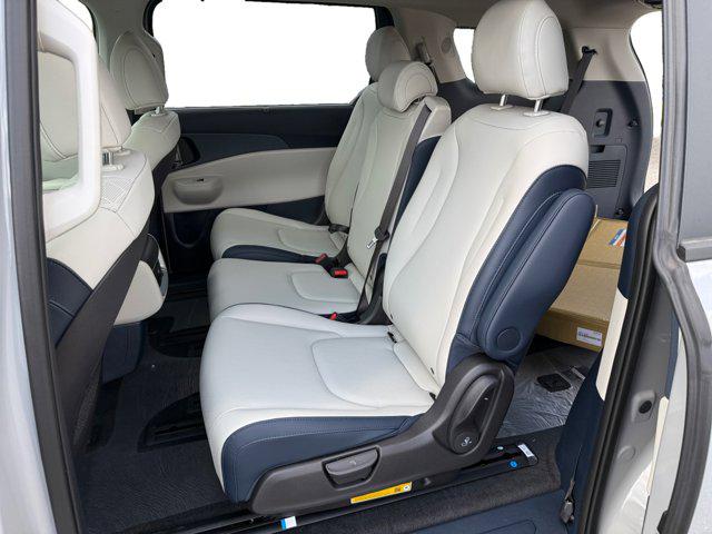 2026 Kia Carnival MPV EX