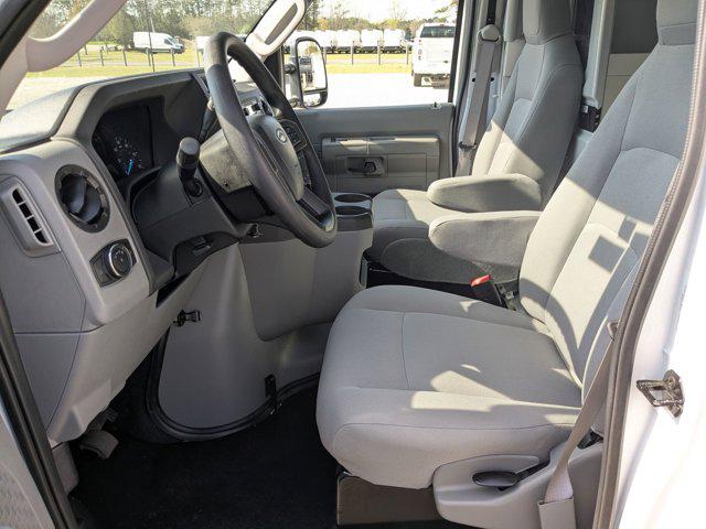 2026 Ford E-350 Cutaway Base