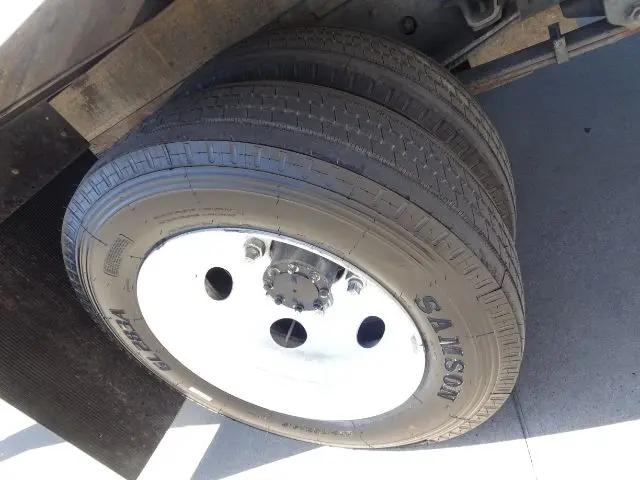 2019 Isuzu NPR Unknown