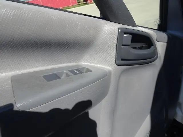 2019 Isuzu NPR Unknown