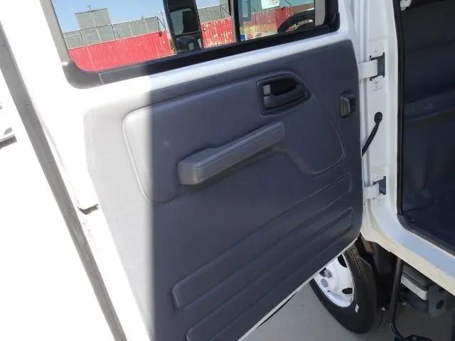 2019 Isuzu NPR Unknown