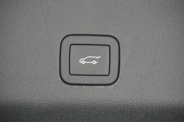 2026 GMC Yukon XL 2WD Elevation