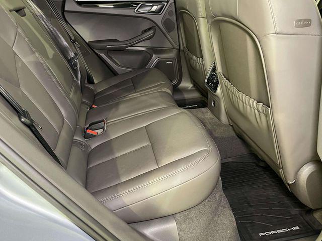 2026 Porsche Macan Unknown