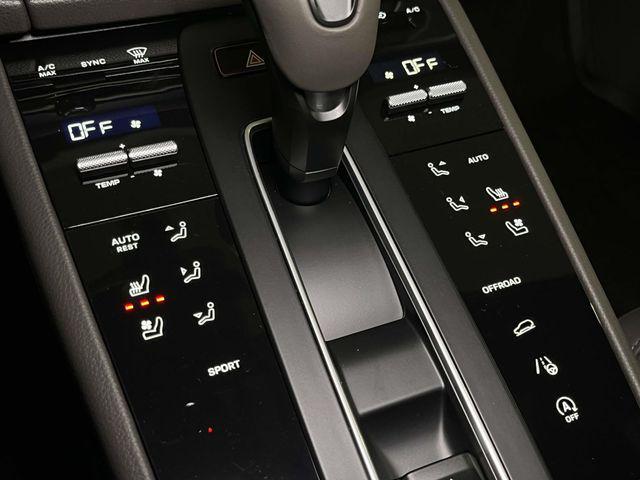 2026 Porsche Macan Unknown
