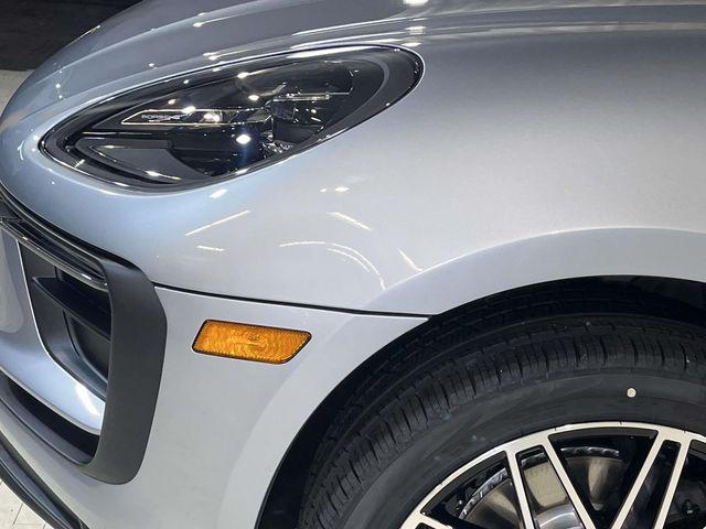 2026 Porsche Macan Unknown