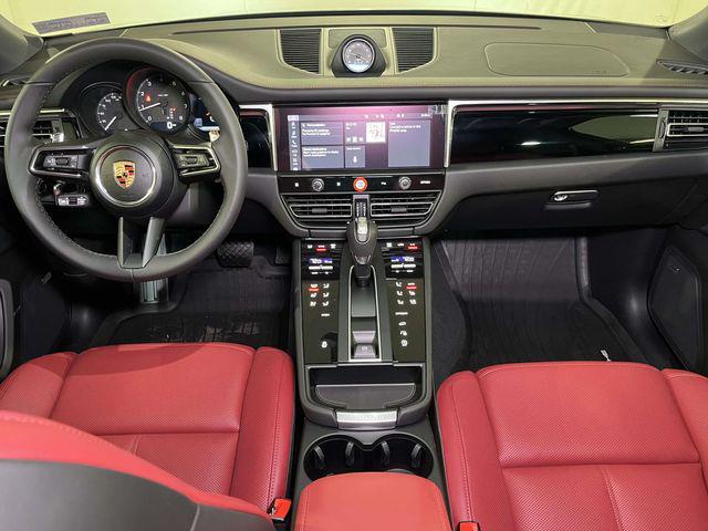2026 Porsche Macan Unknown