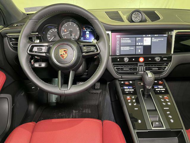 2026 Porsche Macan Unknown