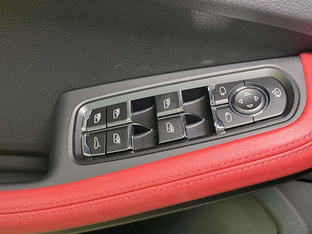 2026 Porsche Macan Unknown