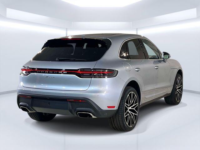 2026 Porsche Macan Unknown