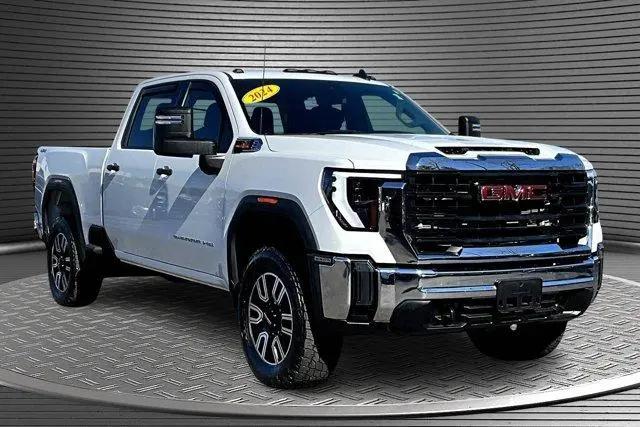 2024 GMC Sierra 3500HD 4WD Crew Cab Standard Bed Pro for sale in Raynham, MA