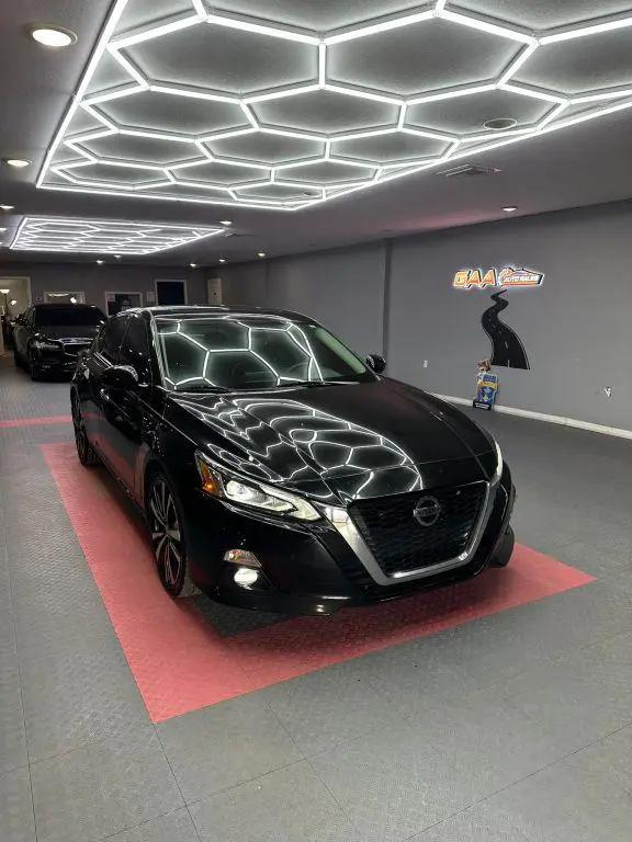 2019 Nissan Altima 2.5 Platinum for sale in Largo, FL