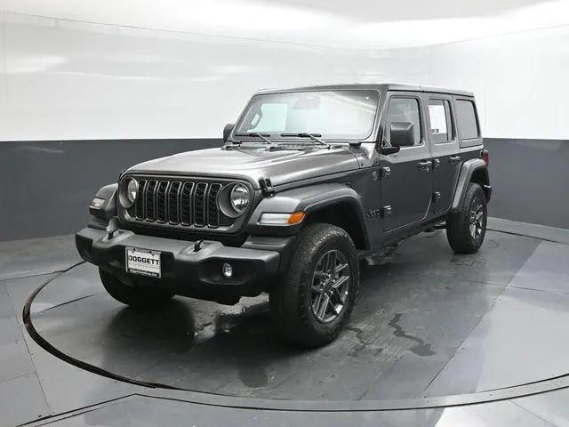 2025 Jeep Wrangler 4-Door Summit 4x4 for sale in Beaumont, TX
