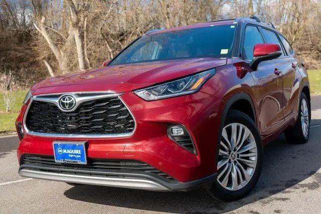 2023 Toyota Highlander Platinum for sale in Syracuse, NY