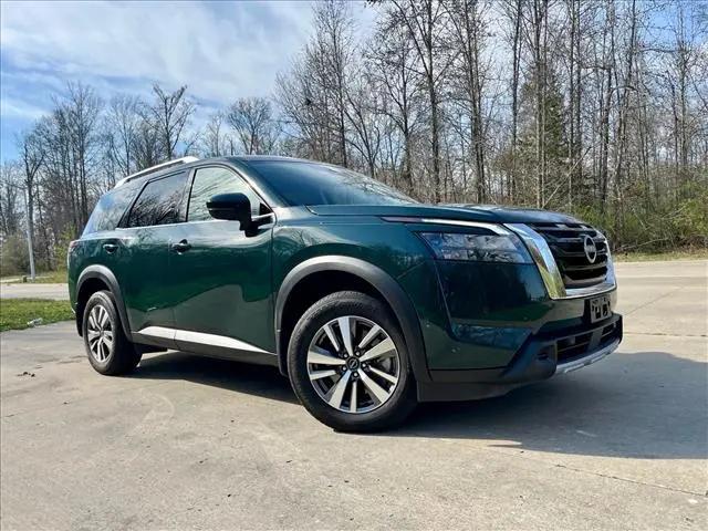 2025 Nissan Pathfinder SL 4WD for sale in Salem, IL