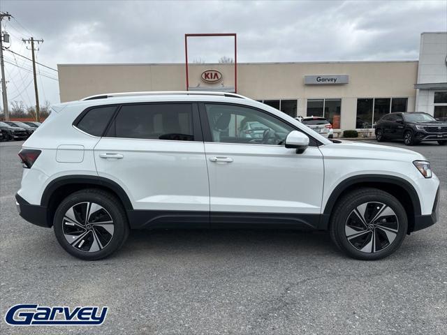 2026 Volkswagen Taos SE